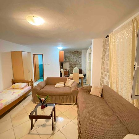 Pavle Apartmani Risan Extérieur photo